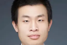 希望他评论区里的每个愿望都能够实现，更希望他照顾好自己的身体 #韦神 #韦东奕 #高考加油 #韦东奕入驻抖音视频封面