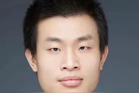 希望他评论区里的每个愿望都能够实现，更希望他照顾好自己的身体 #韦神 #韦东奕 #高考加油 #韦东奕入驻抖音视频封面