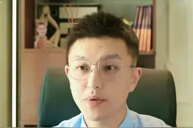 学校收集家长信息违法吗？ 孩子入学时学校可以要求家长填写单位职务和收入吗？#抖来普法2023 #生活中的法律常识 #律师直播 #上海律师视频封面