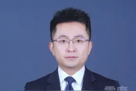 4年敛财11亿白天辉二审维持死刑 贪腐没有免死金牌 #4年敛财11亿白天辉二审维持死刑 #贪腐没有免死金牌  #白天辉受贿案二审维持死刑判决  #天津 #声量计划视频封面