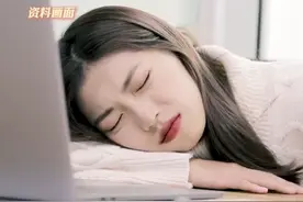 #长期晚睡早起节食减肥18女生卵巢早衰停经 。医生：不可逆！女性请吃好喝好保持好心情（供稿：长兴融媒）