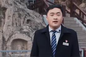 曼妙庄严的莲花洞里藏着什么秘密？马丁老师来解答#龙门石窟 #治愈系风景 #国风古韵 视频封面