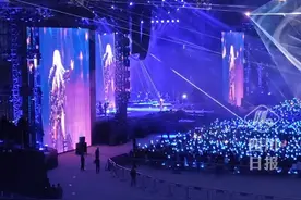 这也“妹”想到啊！追星不忘带娃，张惠妹成都演唱会“含娃量”真的超标了 #张惠妹 #演唱会 #成都视频封面