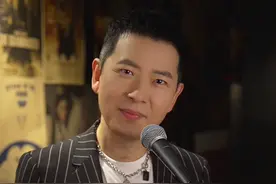 我说情歌还是老的好！
#老歌 #风华计划 #唱歌视频封面