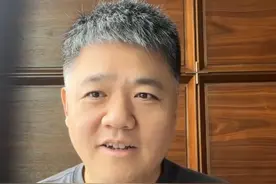 大学，就是“大不了自己学”，区别一个人的关键因素是你的自学能力。去学习、去钻研、去成长，你是你自己人生的主角。#大学 #本科 #好书推荐 #认知 #自我提升