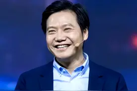 三位神仙老板：雷军 崔培军 于东来，给员工的待遇一个比一个好 #雷军 #小米 #胖东来 #崔培军 #于东来视频封面
