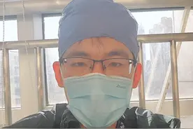 右侧乳腺癌，腋窝有可疑淋巴结，穿刺没有发现癌细胞，手术怎么做 71岁的女性患者，右侧乳腺癌，腋窝有可疑的淋巴结，穿刺没有发现癌细胞，手术怎么做？#医学科普 #硬核健康科普行动 #医疗健康创作训练营 #乳腺癌 #乳腺健康视频封面