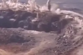 8年8亿建个山寨故宫值不值？#明清宫苑#公路旅行#内容启发搜索#发现中国之旅#我的山海旅行日记视频封面