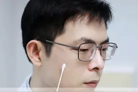 皮肤科医生告诉你，网上爆火的#人表皮生长因子凝胶 ，到底能不能用#晒伤 #晒黑 #医美 #破皮视频封面
