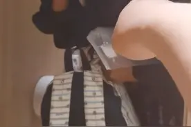 网曝一男子女装进入女厕，称“我朋友让我女装”视频封面