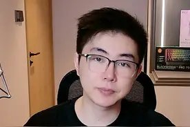 因为玩了王源的梗被老粉拉黑了，有点悲伤 这是一个可能会被骂的话题。其实我是一个分得清的人，笑梗不笑人，并不是玩了王源的梗就是黑他，我从来没有骂过，没有抹黑过，没有刻意说过什么不好的话。玩梗其实我不怕挨骂，但是也真的没有想伤害梗的人