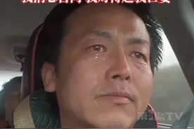 带偏瘫妻子跑车4年司机回应新恋情 透露女友帮他还清3万2的网贷。聂建文：我是人不是神，我扪心自问对得起亡妻。计划在今年领证，希望可以得到更多人的祝福和理解。#货车司机 #不容易 #偏瘫 #情感视频封面