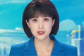 韦神牙齿脱落网友担忧其健康 ，知名牙医三年前曾提醒韦东奕保护牙齿，家属回应牙齿缺失：他患牙周炎已经治疗多次。#韦东奕 #账号突破2000万视频封面