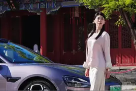 4月5日（报道时间），全国第一台霞光紫小米SU7车主称自己1年开了2万公里，最后将其卖了26.7万，保值率高达91%。#小米su7 #小米视频封面