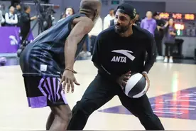 欧文与欧爸的单挑 在欧文技巧训练营，欧文与自己的父亲来了一把单挑。#欧总归队 #欧文 #安踏 #欧文中国行 #kicksvision视频封面