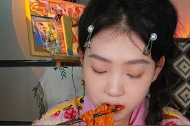 深夜小半瓶火鸡面酱煮了个巨黏糊热呼火鸡面 #美食 #美食创作人计划 #夜宵视频封面