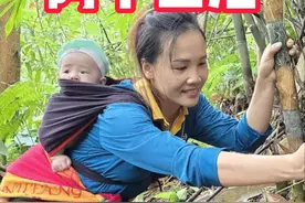 阿平背着孩子干活，根本就闲不住，很是忙 #农村生活视频封面