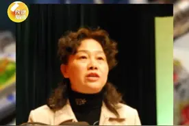 湖南桃源县政协原主席董莉莉，追求低级趣味 沉迷打牌，接受可能影响公正执行公务的宴请。