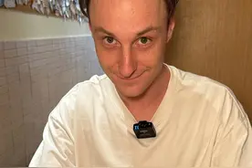 所以有没有朋友知道，麻辣烫到底是东北的还是四川的呀？ #吃点麻辣烫调理肠胃  #建议普及这一口 #南北差异 #老外在中国 #东北麻辣烫视频封面