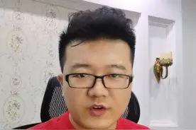 谁能懂啊？覃海洋冠军被剥夺！赛后突然被判犯规，整个人当场愣住视频封面