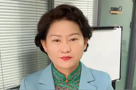 旧宅翻新邻居家开裂，损失谁来赔 #法律 #抖来普法2024 #律师咨询视频封面