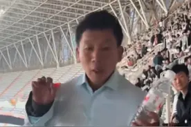 只有卖水哥不想去的演唱会，没有卖水哥进不了的安保！ #周杰伦演唱会 #卖水哥