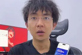 小米无忧包宣传暗藏猫腻 该喷喷，但是以后我还是会买无忧包的，因为这个只要1299，看在价格的份上我当然可以原谅它。视频里没说清的一点是：汽车每年可以保养一次，说的是从汽车购买开始算的，所以你如果买了半年之后开通无忧包，那么半年之后也可以保养 #小米SU7 #无忧包 #虚假宣传