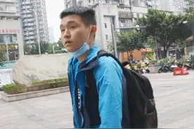 农村小伙辍学后做家具修复，月入过万：只要用心做，都能做得好 #记录真实生活 #万师傅 #家具修复 #致敬努力生活的人视频封面
