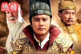 为躲避朱允炆的迫害，朱棣整日装疯卖傻，生吃整条鲤鱼 #朱棣视频封面