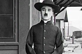 卓别林被误认神父 #搞笑配音 #搞笑视频