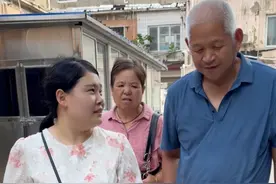 之前好多姐妹们就提醒公公的手抖，今天带公公去医院看看，幸好没什么大碍，看着公公像个小孩一样怕去医院，我能做的只有陪在身边成为他们的依靠，让父母老有所依，晚年幸福这也是努力的意义#乡村生活家 #新农人计划2024视频封面