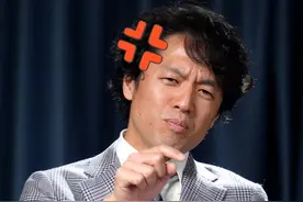 我给大家读一下日本网友给我留的恶评，虽然我已经习惯了不在乎这些留言，但还是希望大家一起反对#网络暴力 #竹内亮回应日本网友网暴视频封面