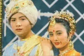 拿捏了！李玲玉用猴子的小动作把“假公主”演得猴里猴气视频封面