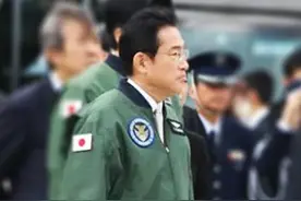 【“一旦日本决定发动侵略战争 它就成立一个最高指挥机构”】 近日，日本成立“统合作战司令部”。专家解读，一旦日本决定对外发动侵略战争，它都有一个最高指挥机构，来调动兵力匹配资源。视频封面