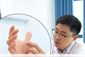 腱鞘炎，摸摸这里就知道 #腱鞘炎 #听医生一句劝视频封面