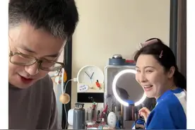翻到一本20年前的日记。回看当初那个小姑娘，如今也长大了。#日记本 #夫妻日常视频封面