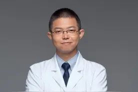 心脏血管狭窄70%-80%严重吗？#心脏血管狭窄 #冠心病 #心血管 #动脉硬化 #动脉粥样硬化 #斑块 #心脏病 #心脏支架视频封面