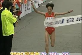 马拉松精神永远年轻！20年的守护终有传承，恭喜张德顺打破中国女子半程马拉松纪录！#眉山仁寿半程马拉松  #张德顺  #孙英杰  #马拉松视频封面