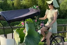 做个荷叶花洒试试看～ #新农村养老生活 #vlog日常 #60岁