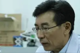 考研3次 两门39分 也能成为人生的财富！ 祝贺薛其坤院士获国家最高科学技术奖！#一菁专访薛其坤 ，向科学巨匠致敬！谁能想到，薛院士也并非一帆风顺，他考研竟考了三次，最低只拿了39分，感慨薛院士的坚持与毅力！他告诉我，沂蒙山区赋予了他坚强的性格 ，成就了他非凡的科学人生！点赞，分享这份科学的力量和荣耀！#大有学问   
#菁菁乐道视频封面