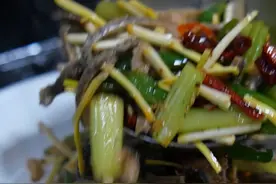 炒羊肚 一道好吃的家常菜#同城美食 #天儿冷吃点啥 #羊肉汤 #乡村味道视频封面