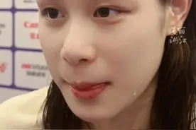 #余依婷夺冠回应自己长得一般  余依婷拿下亚运第三金！被称为新晋泳坛女神，本人回应：长得一般，不是混血，是纯正中国人！#闪耀吧亚运  #杭州亚运会 #亚运最前线视频封面