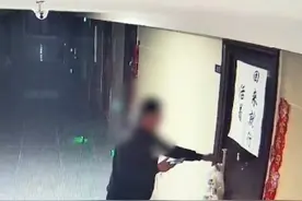 10月9日，河南郑州，外卖小哥拍照留证后将东西拿走，当事人：找平台客服，赔了50元