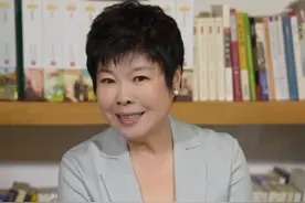 相约长城 遇见红叶 #长城 #红叶 #北师大 @DOU+小助手视频封面