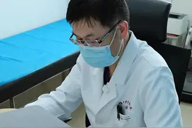 当医生建议你躺平，还让你吃饱喝足长肉肉 #血管迷走性晕厥 #鲁志兵主任 #心脏调音师视频封面