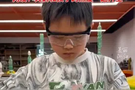 让热爱升空！小学生用饮料瓶自制三级火箭成功发射。（供稿：@科学老师王印 ）