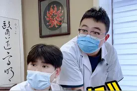 《实习医生里的显眼包》 准爸爸：怀孕中的媳妇有多奇葩？遇到的实习医生有多没用！！#医院趣事 #马尔戴夫 #实习医生马尔戴夫 #华南卧龙凤雏视频封面