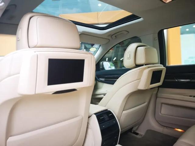 奥迪Q7柴油版：豪华与实用的平衡之选