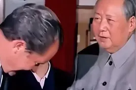 当年美国如此强大，在我们的伟人面前也得毕恭毕敬视频封面