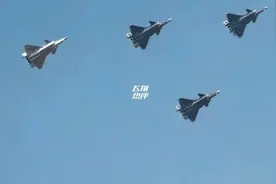 歼20A黑色涂装亮相，传搭新型氮化镓雷达！